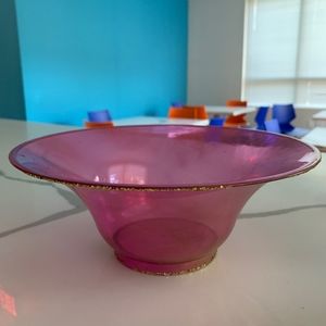 Pink clear plastic bowls